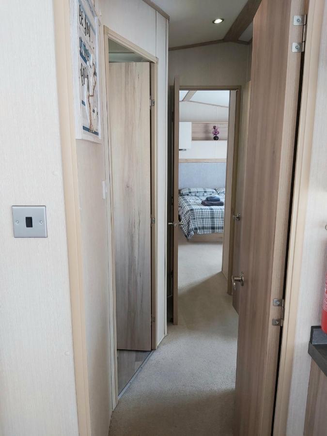 Vista Al Mar, Seaview Caravan Park, Уитстабл Экстерьер фото