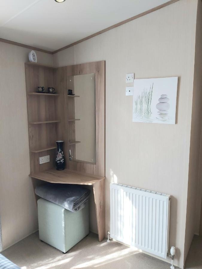 Vista Al Mar, Seaview Caravan Park, Уитстабл Экстерьер фото